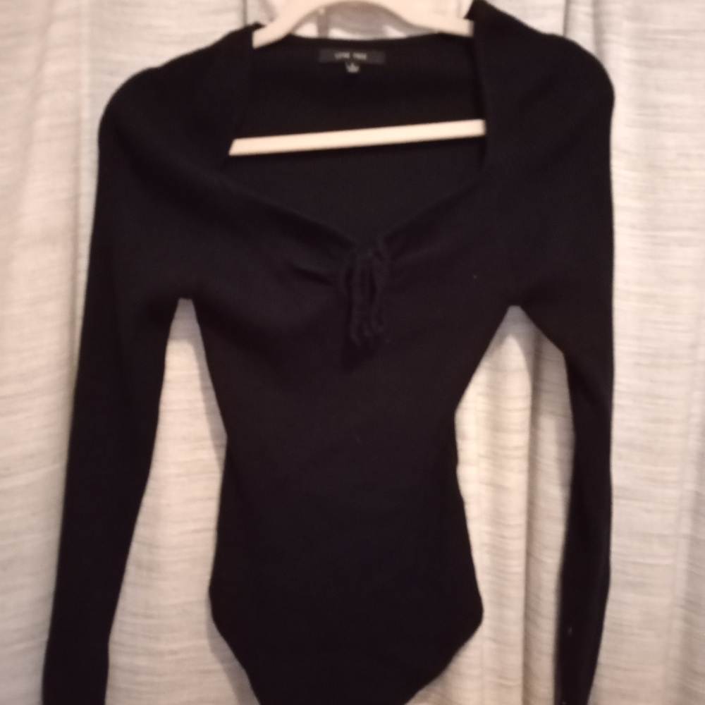 Love Tree Classic Black Sweater
